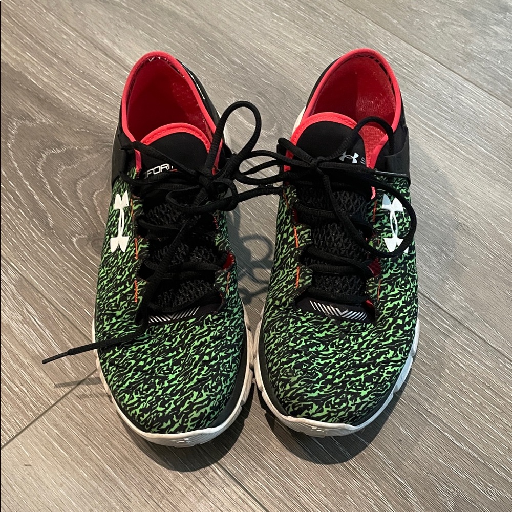 Under Armour Black and Green Running Shoes